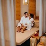 Отель Haldensee - Naturerlebnis Und Wellnesshotel 4*