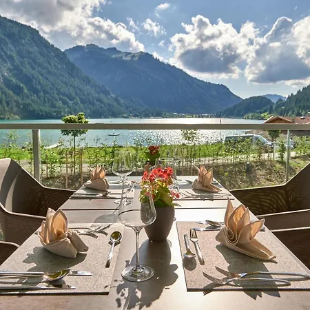 Haldensee - Naturerlebnis Und Wellnesshotel 4*